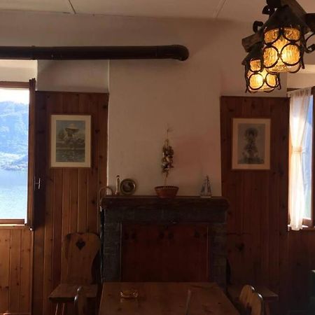 Nel Set Di Piccolo Mondo Antico Villa Viola Valsolda Bagian luar foto