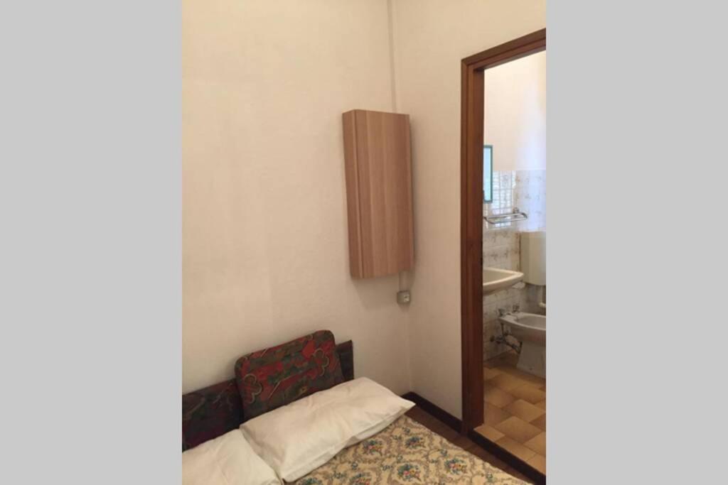 Nel Set Di Piccolo Mondo Antico Villa Viola Valsolda Bagian luar foto
