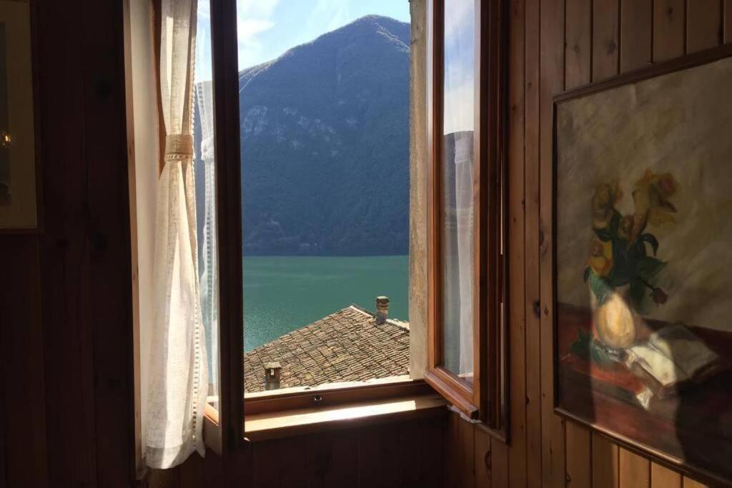 Nel Set Di Piccolo Mondo Antico Villa Viola Valsolda Bagian luar foto