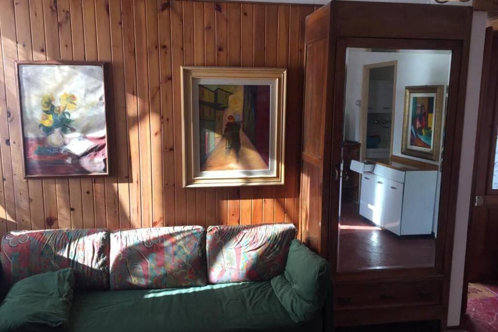 Nel Set Di Piccolo Mondo Antico Villa Viola Valsolda Bagian luar foto