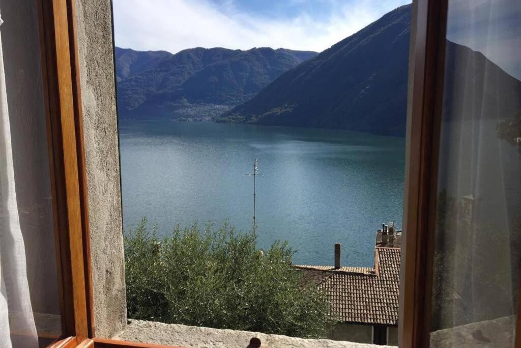 Nel Set Di Piccolo Mondo Antico Villa Viola Valsolda Bagian luar foto